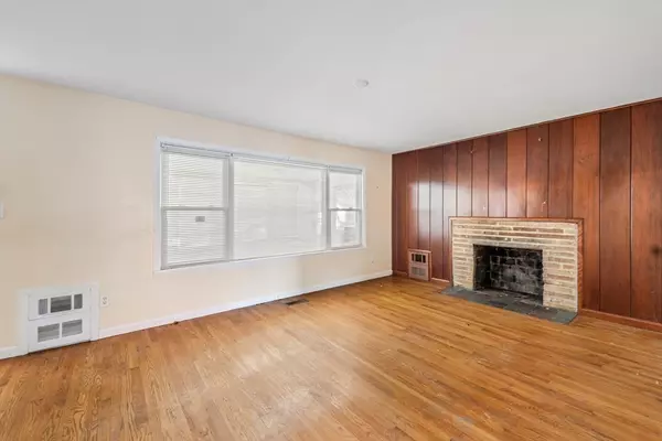 Springfield, MA 01118,261 W Allen Ridge Rd