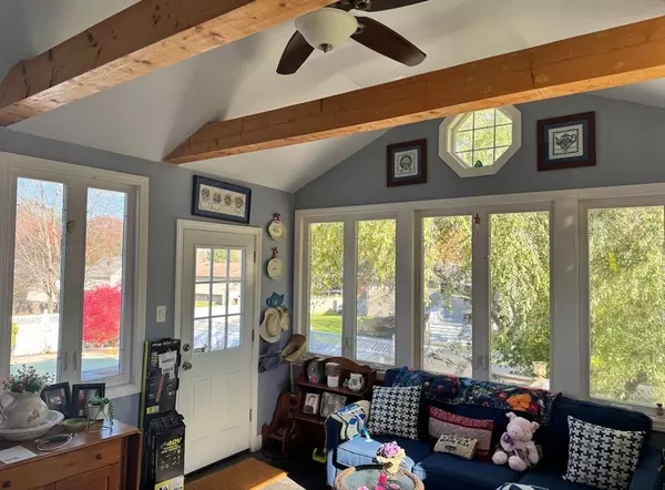 Raynham, MA 02767,107 Ann St