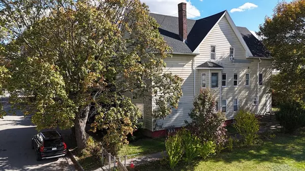 47 Acton St, Worcester, MA 01604