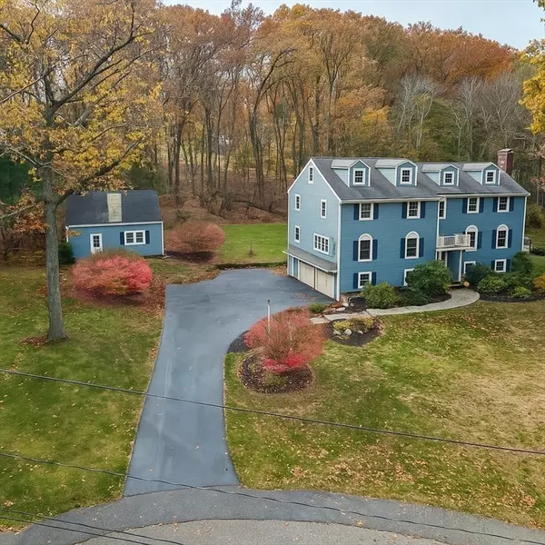 Lynnfield, MA 01940,16 W Tapley Rd