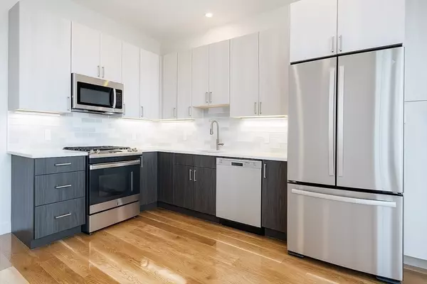 Boston, MA 02128,95 Prescott #302