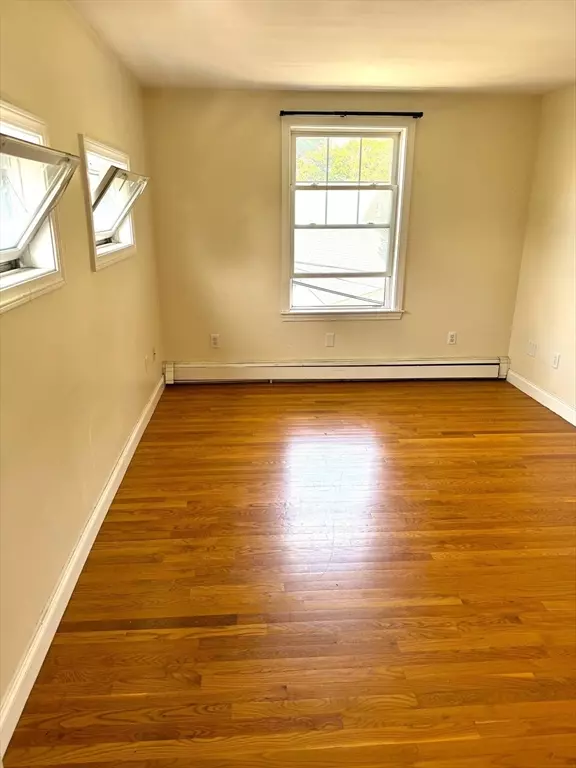 Cambridge, MA 02140,99 Rice Street #107