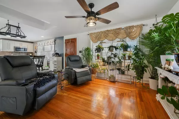 Fall River, MA 02723,235 Chaveson St