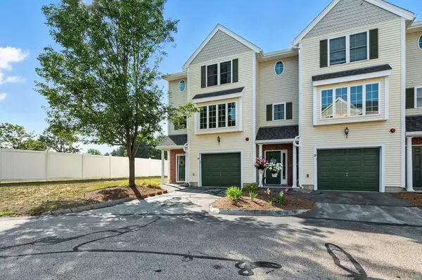 Groveland, MA 01834,29 Groveland Commons Way #29