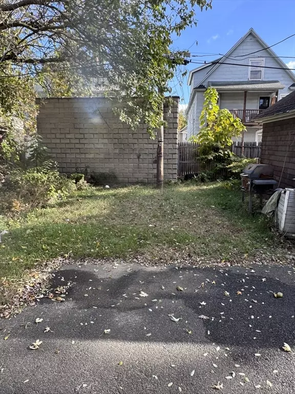 Springfield, MA 01109,43 Colonial Ave