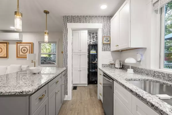 Northborough, MA 01532,11 Hillside Rd