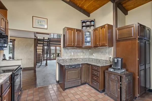 Lunenburg, MA 01462,1044 Lancaster Ave