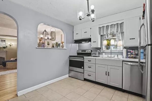 Worcester, MA 01603,170 Stafford St.