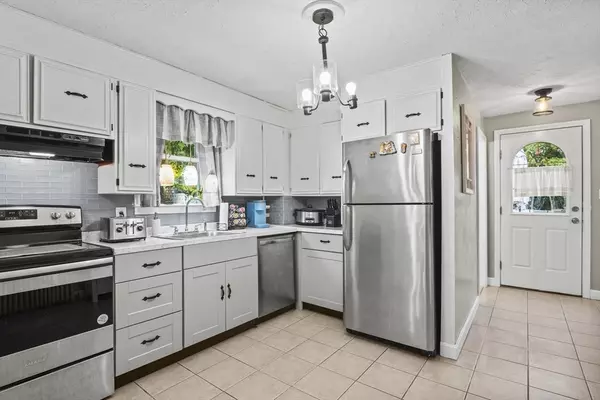 Worcester, MA 01603,170 Stafford St.