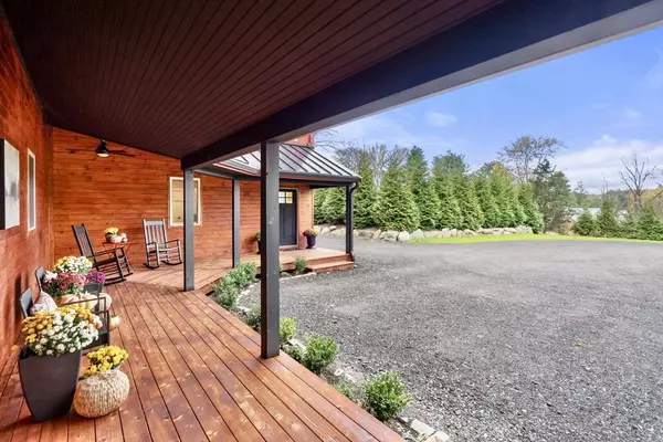 Natick, MA 01760,68 Everett St