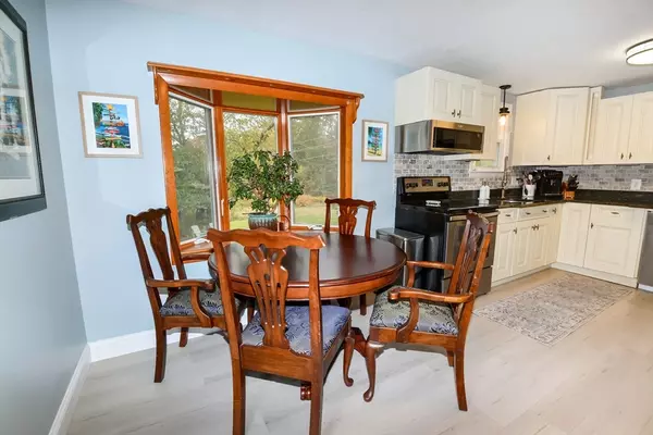 Whitman, MA 02382,360 High St