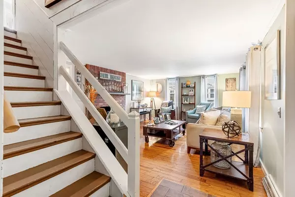 North Attleboro, MA 02760,330 Mount Hope Street