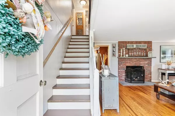 North Attleboro, MA 02760,330 Mount Hope Street