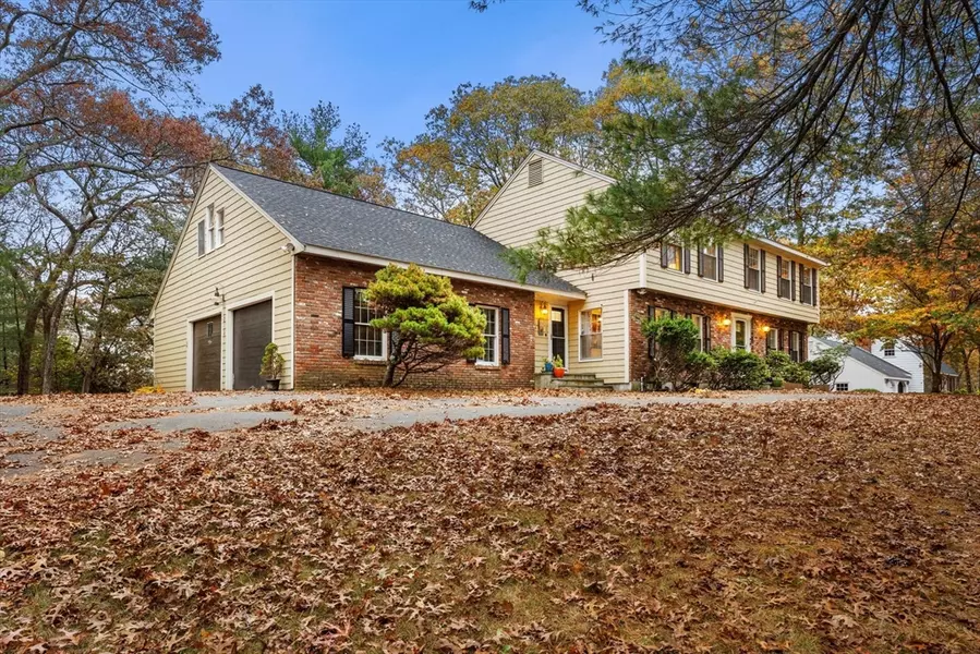 2 Tamys Lane, Andover, MA 01810