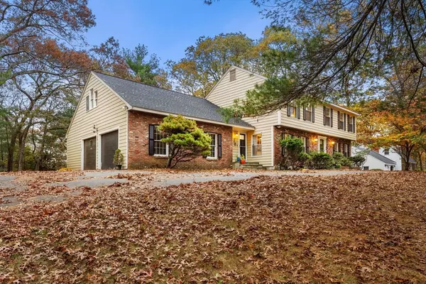 2 Tamys Lane, Andover, MA 01810