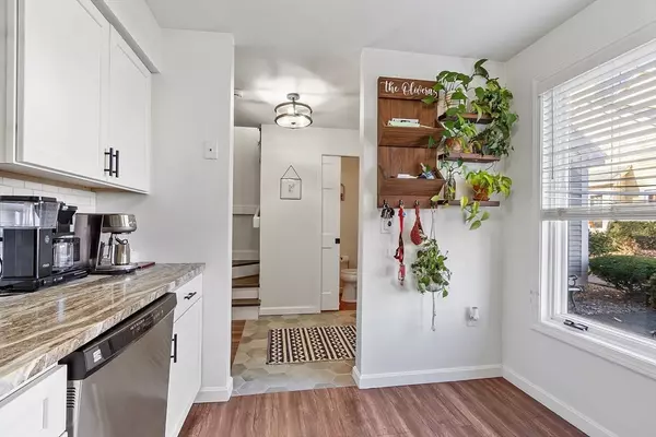 Fitchburg, MA 01420,535 South #APT 11-2A