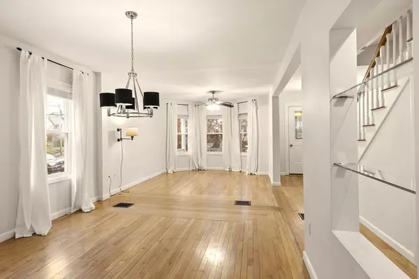 Beverly, MA 01915,18 Appleton Ave #2