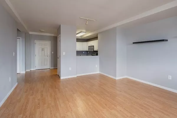 Quincy, MA 02169,1 Cityview Lane #304