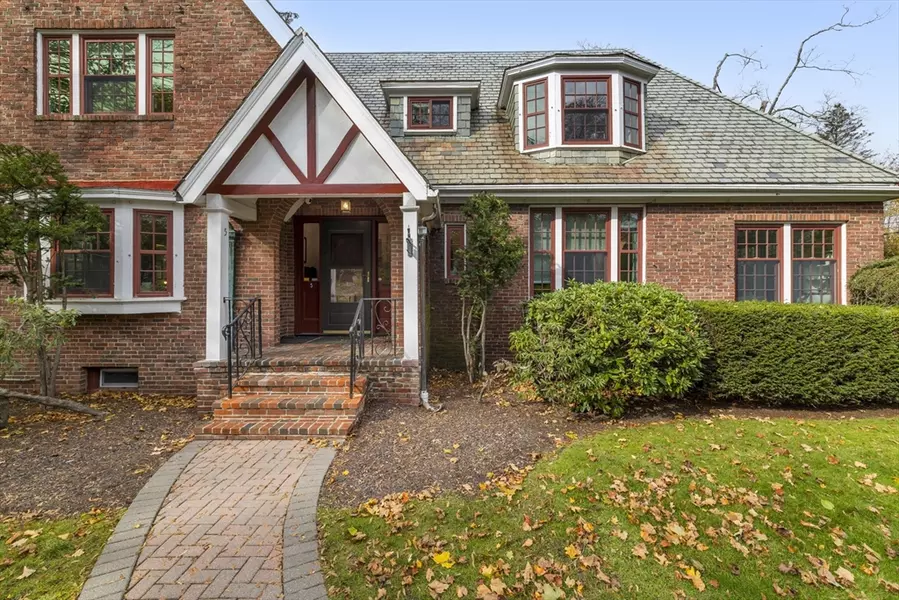 5 Merrill Rd, Newton, MA 02459