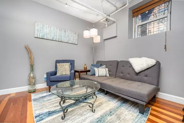 Boston, MA 02116,330 Dartmouth #B1