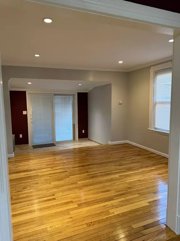 Brockton, MA 02301,31 Frost Ave