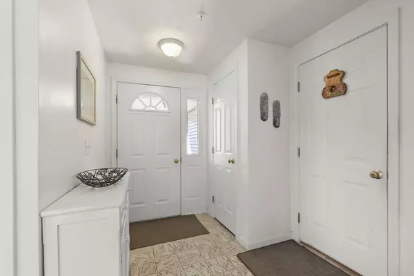 Norton, MA 02766,19 Precourt Lane #19