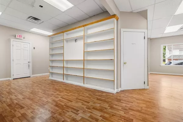 Merrimac, MA 01860,15 Church Street