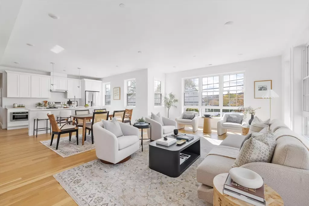 Marlborough, MA 01752,272 Lincoln Street #104