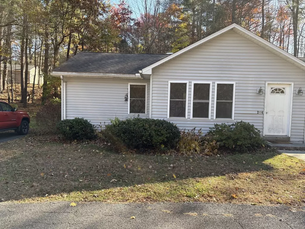 Granby, MA 01033,2 Jerry Lane #0