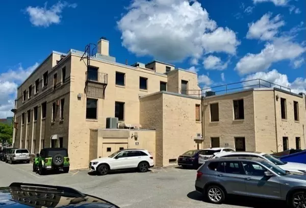 Malden, MA 02148,399 Main St