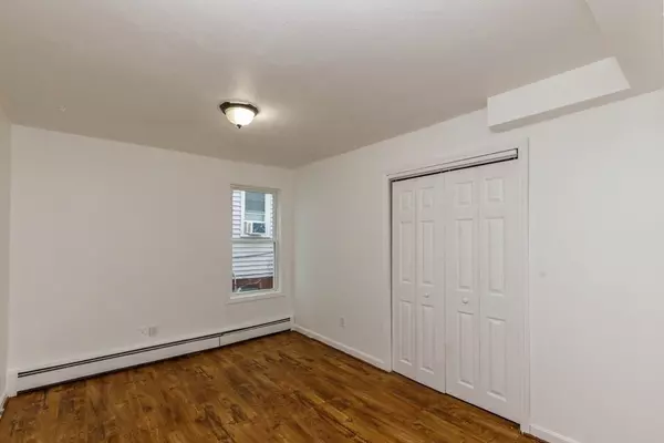 Gardner, MA 01440,13 Greenwood Street #1