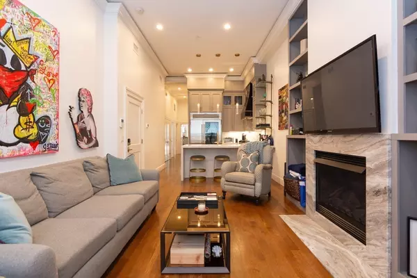 Boston, MA 02115,288 Commonwealth Ave #1