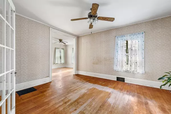 Leominster, MA 01453,47 Hale St