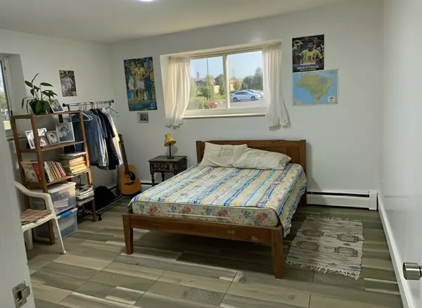 Medford, MA 02155,195 Salem Street #14