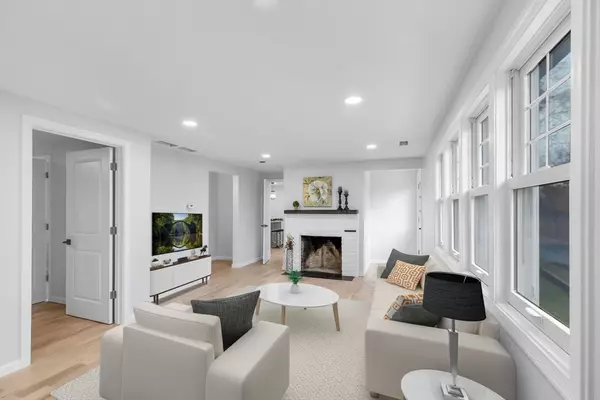 Ludlow, MA 01056,143 James St