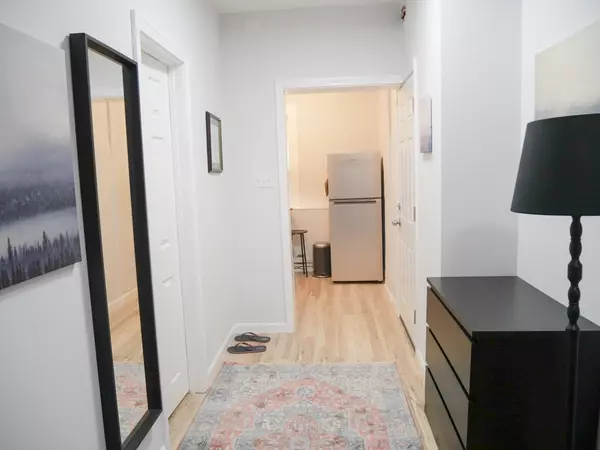 Brookline, MA 02446,10 Beals #B1