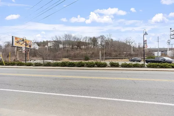 Fitchburg, MA 01420,0 River St