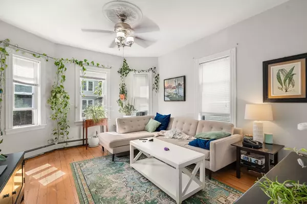 Boston, MA 02130,32 Forbes Street