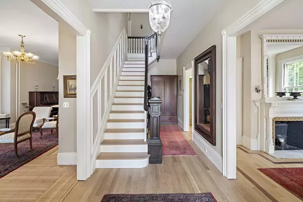 Brookline, MA 02446,247 Kent Street #247