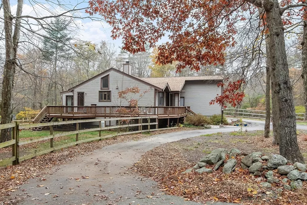 Berkley, MA 02779,59 Seymour St