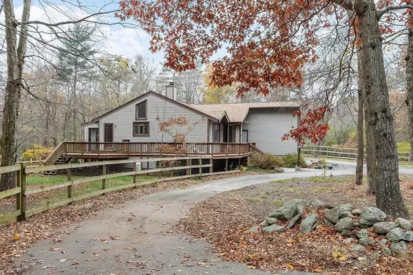 59 Seymour St, Berkley, MA 02779