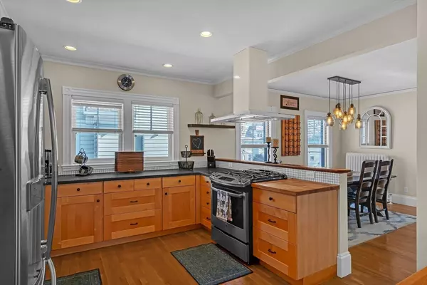 Watertown, MA 02472,31 Morse Street #2