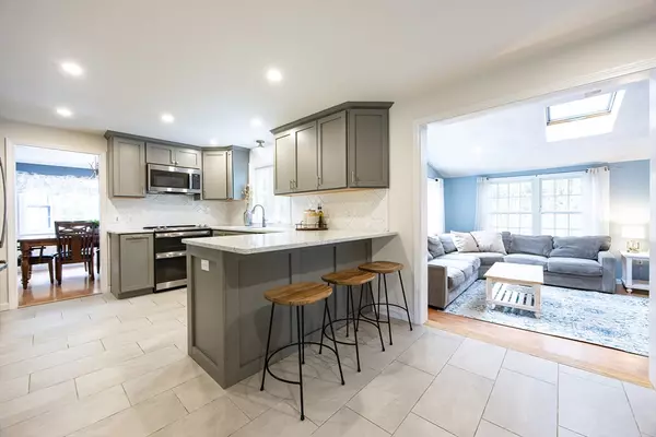 North Attleboro, MA 02760,40 Natalie Ln