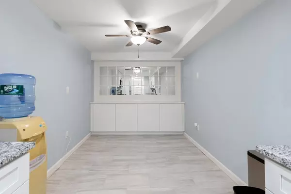 Chelmsford, MA 01824,255 North Road #172