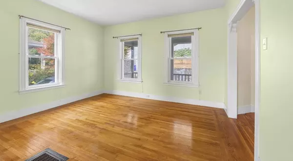 Malden, MA 02148,10 Prospect Ter