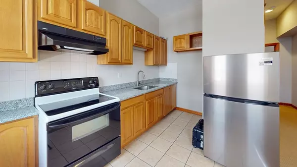 97 Hudson #2, Boston, MA 02111