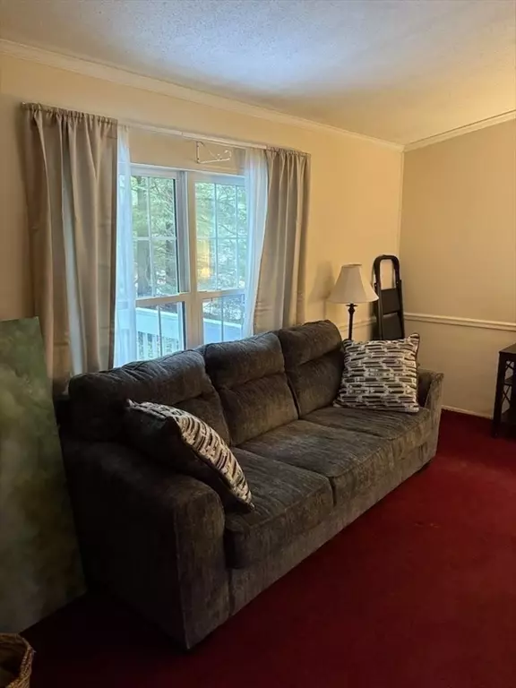 Winchendon, MA 01475,11 Colonial Lane