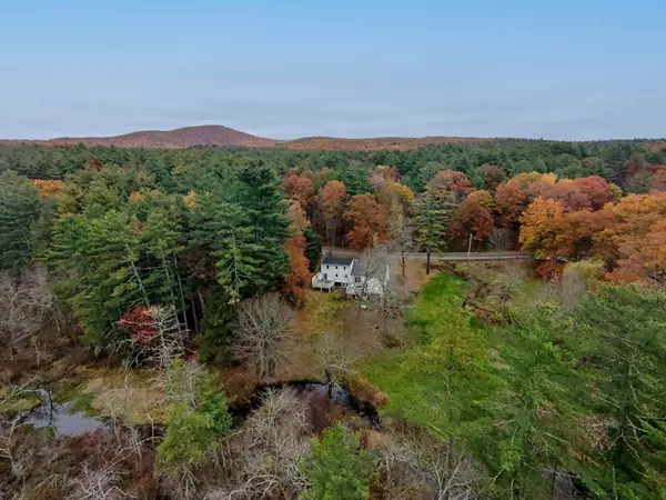 Granby, MA 01033,84 Batchelor Street