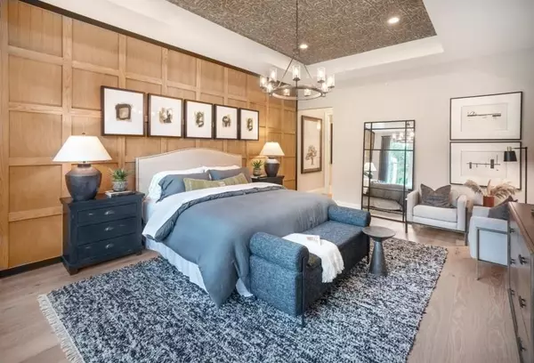 Plymouth, MA 02360,4 Broadleaf #0015