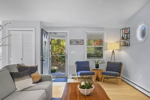 Orleans, MA 02653,222 S Orleans Rd #1